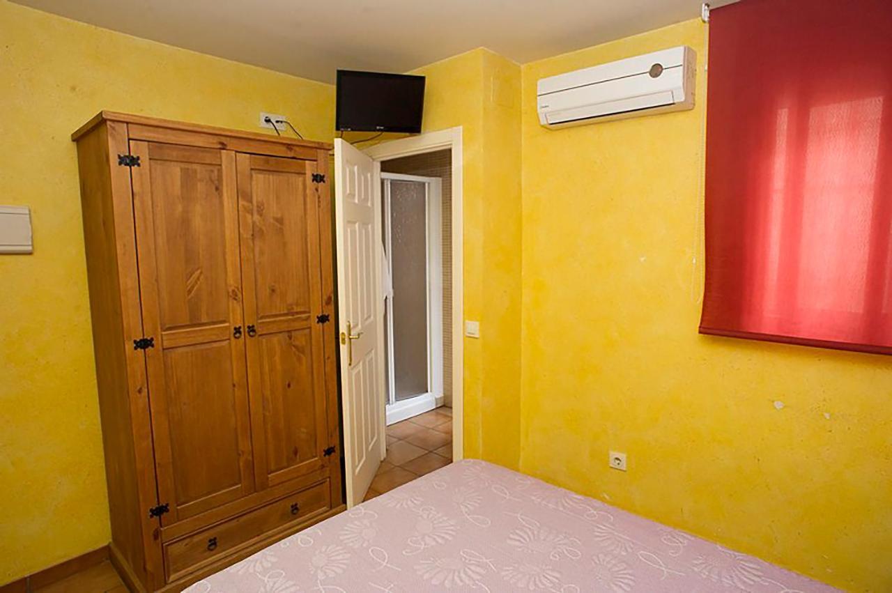 Hostal Velarde Talavera de la Reina Luaran gambar