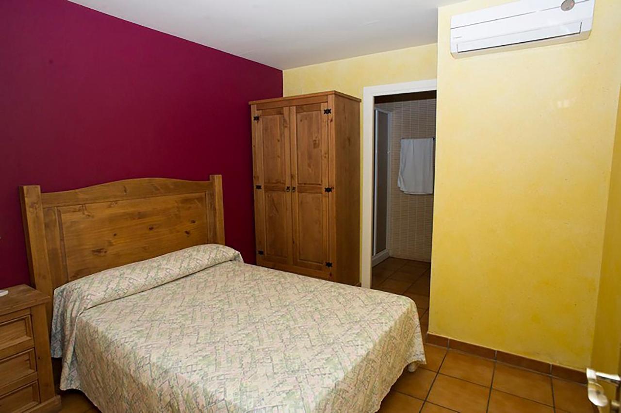 Hostal Velarde Talavera de la Reina Luaran gambar